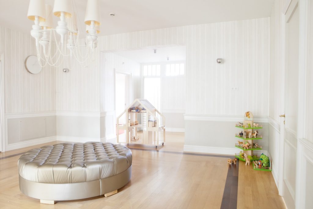 interior decorator